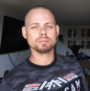 Meet your Posher, Ray